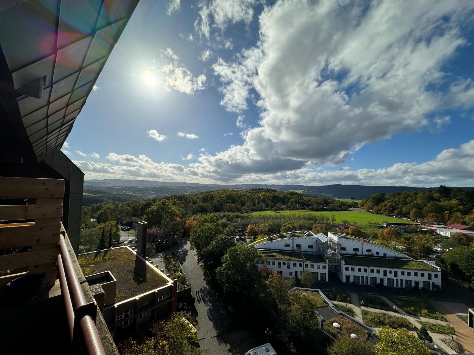 Klassen Stay - Design Studio In 11 Etage - Tolle Aussicht - Sauna, Pool - Netflix Lahnstein Buitenkant foto