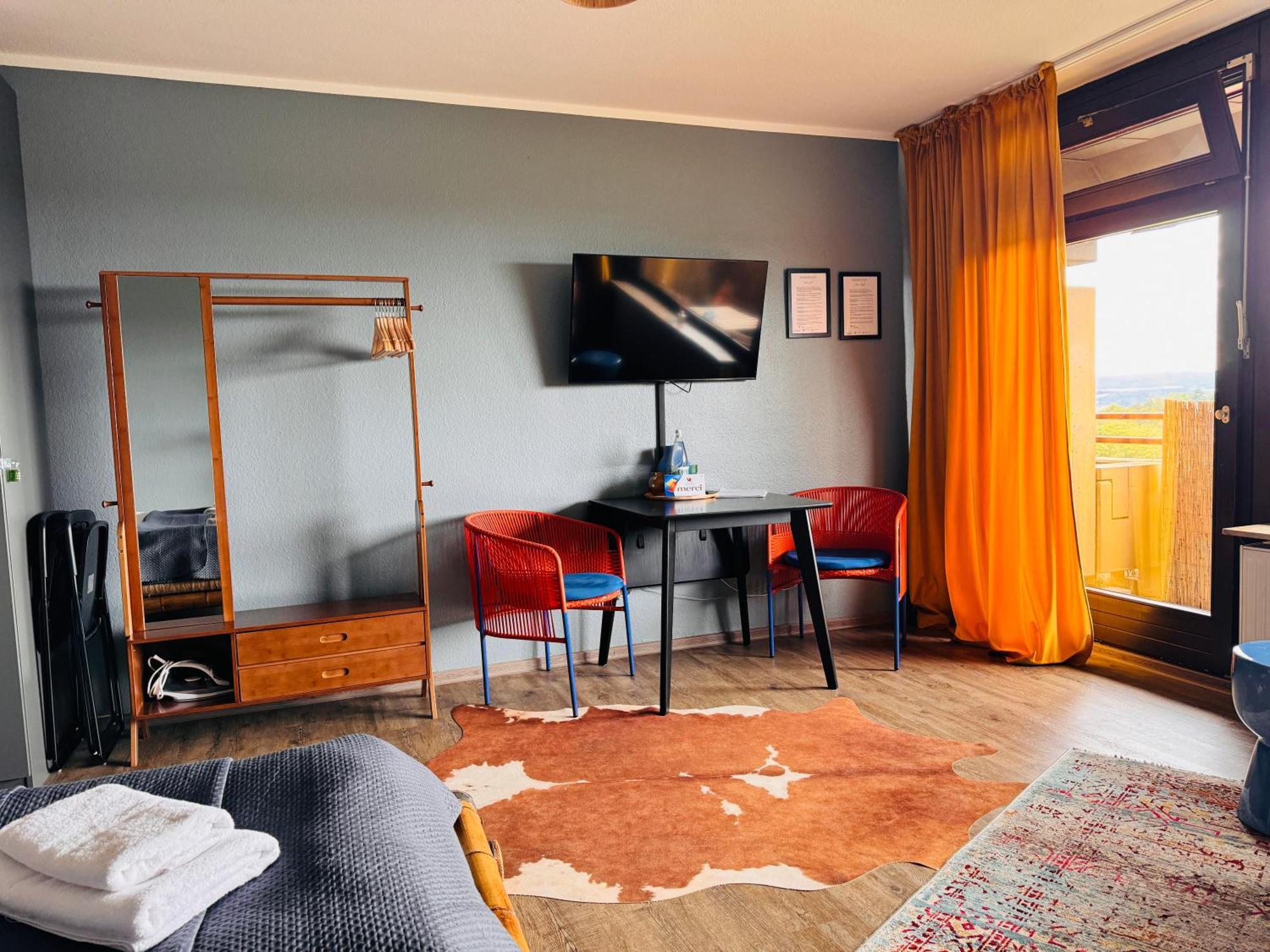 Klassen Stay - Design Studio In 11 Etage - Tolle Aussicht - Sauna, Pool - Netflix Lahnstein Buitenkant foto