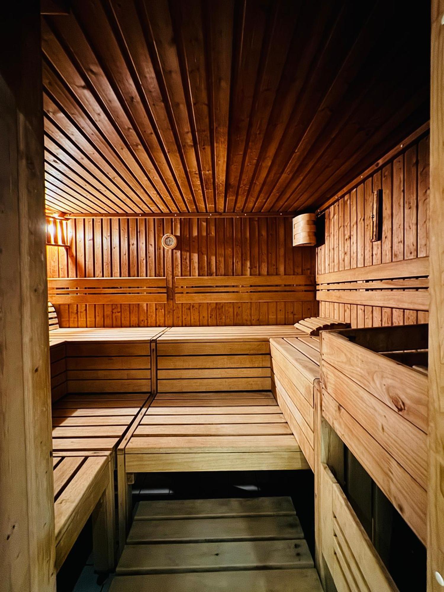 Klassen Stay - Design Studio In 11 Etage - Tolle Aussicht - Sauna, Pool - Netflix Lahnstein Buitenkant foto